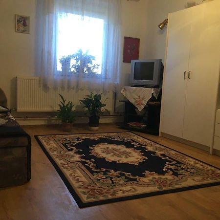 Lady Margit'S Room Szombathely Buitenkant foto